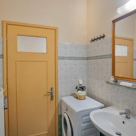 アパート Tritsa House, 3-bedroom Next To Corfu Town And Airport *